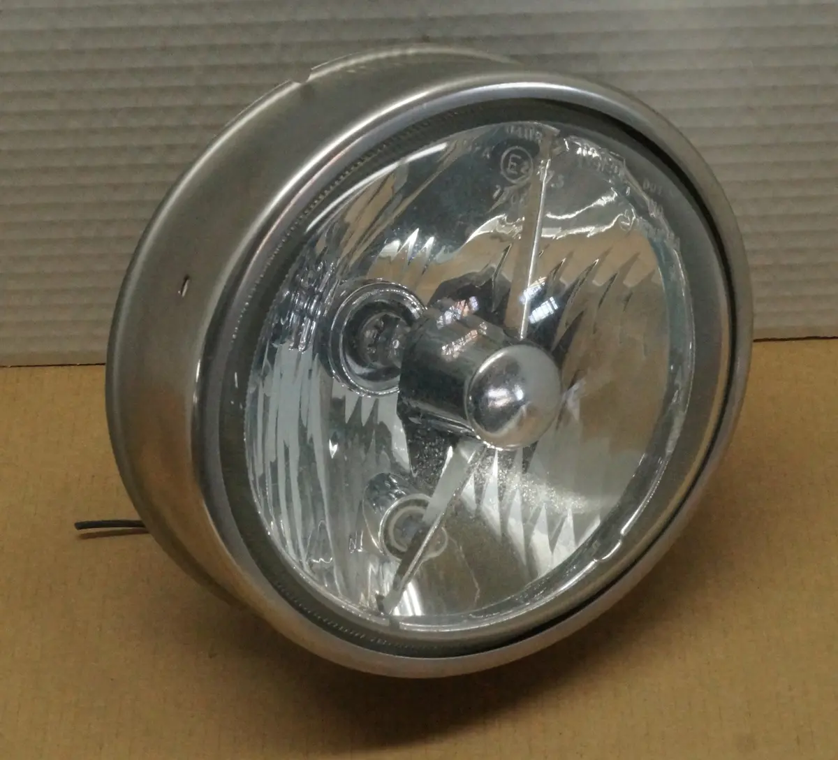 1998 - 2003 Jaguar Xj (X308) Inner Headlight Lens (High Beam) 1