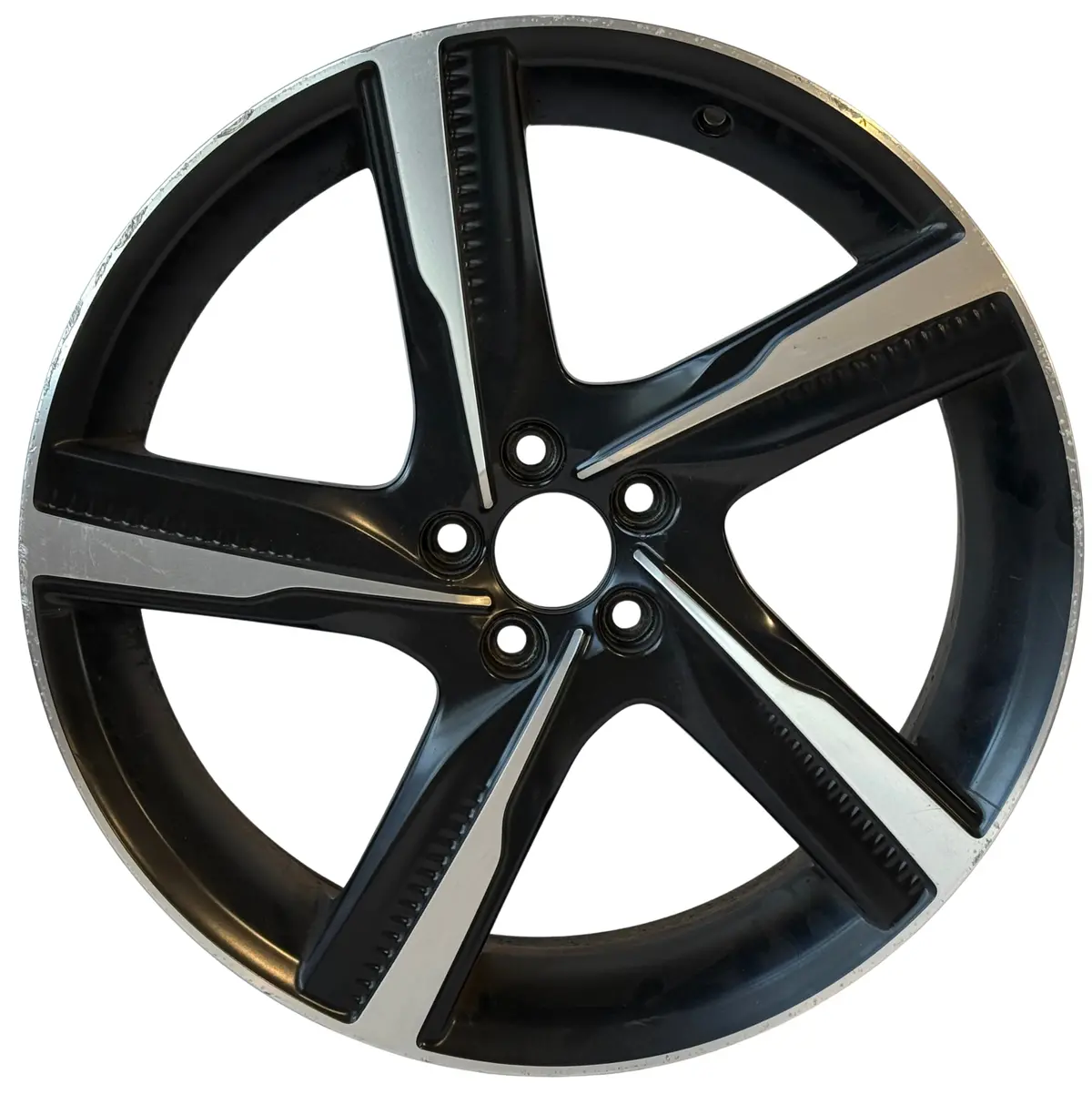 Volvo Original 20" Ixion Ii Matt Black Diamond Cut 31362964 1