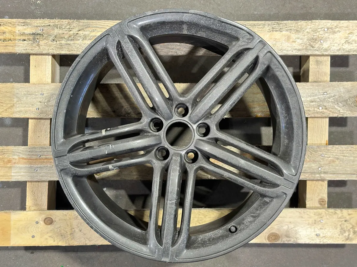 Audi Original 20” 5 Segment Three Spoke - 4H0601025t 1