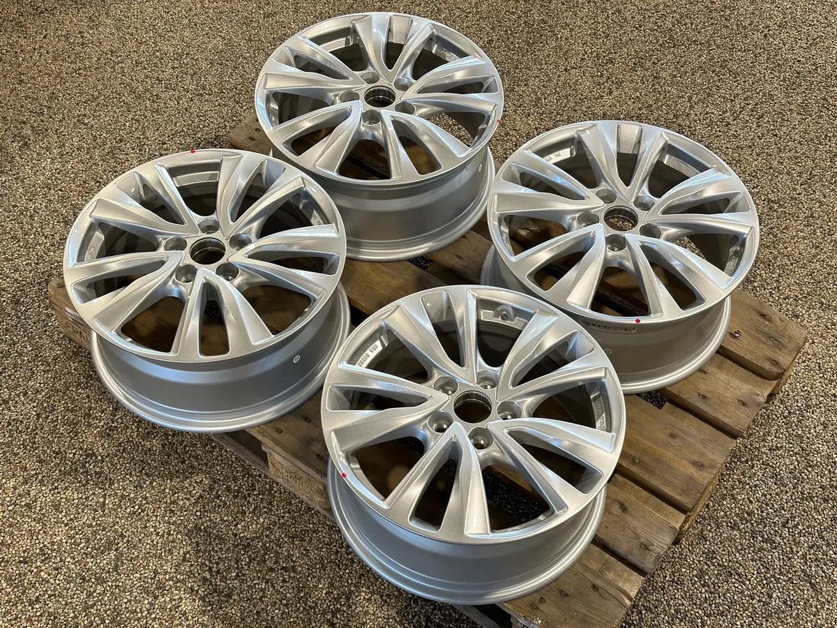 Oxxo Oberon 5 Silver 7,5X17 5X108 Et55 Cb63.4 2