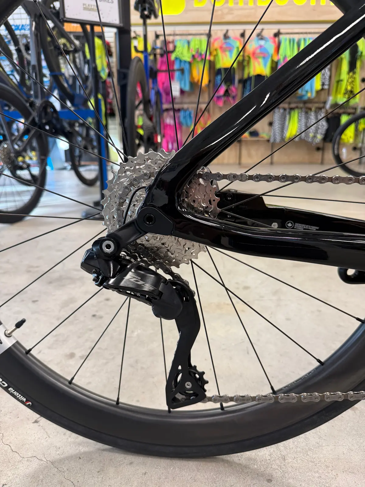Argon 18 E-117, Shimano 105 Di2, Atten Carbon Wheels - 2026 7
