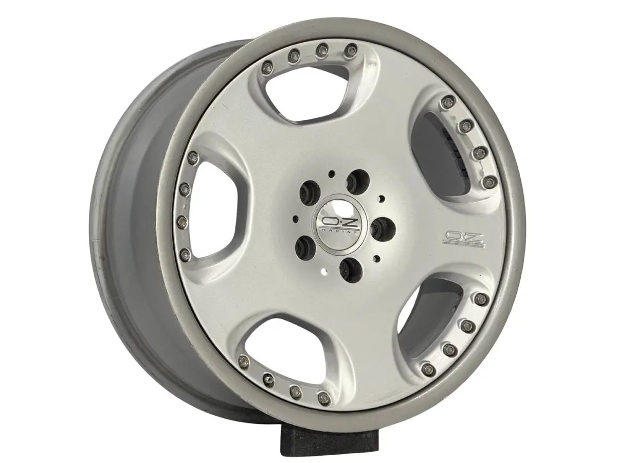 Oz Racing Opera 2 Ii Silver 18X8 Et48 5X114.3 2-Piece Splitfälg 1