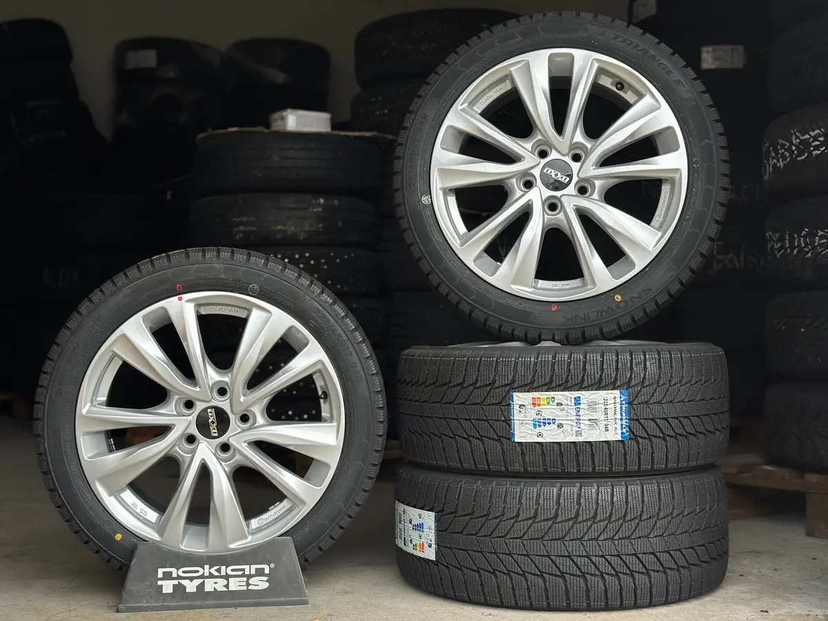17" Volvo Komplett Vinterhjul Friktion - Oxxo Oberon 5 Silver 225/45R17 M+S 1