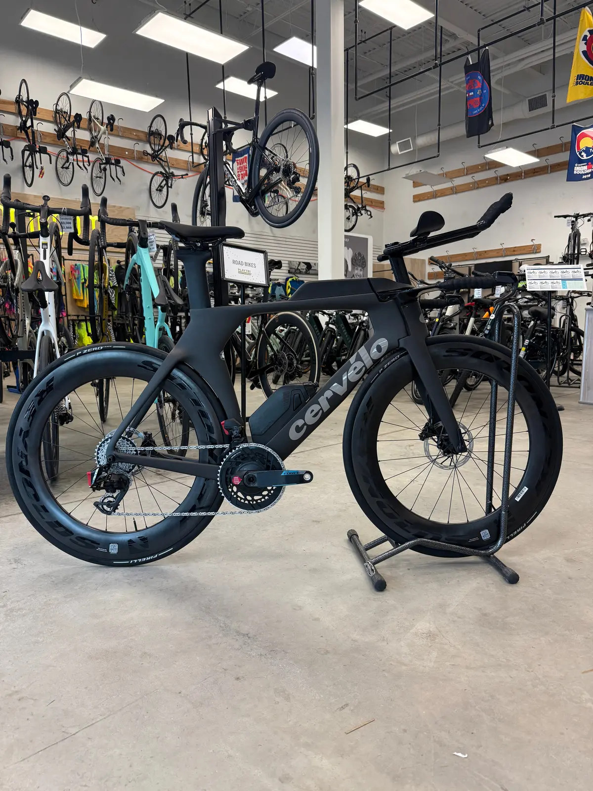 Cervélo P5 Force Axs E1, Reynolds Ar80 Carbon Wheels - Custom 1