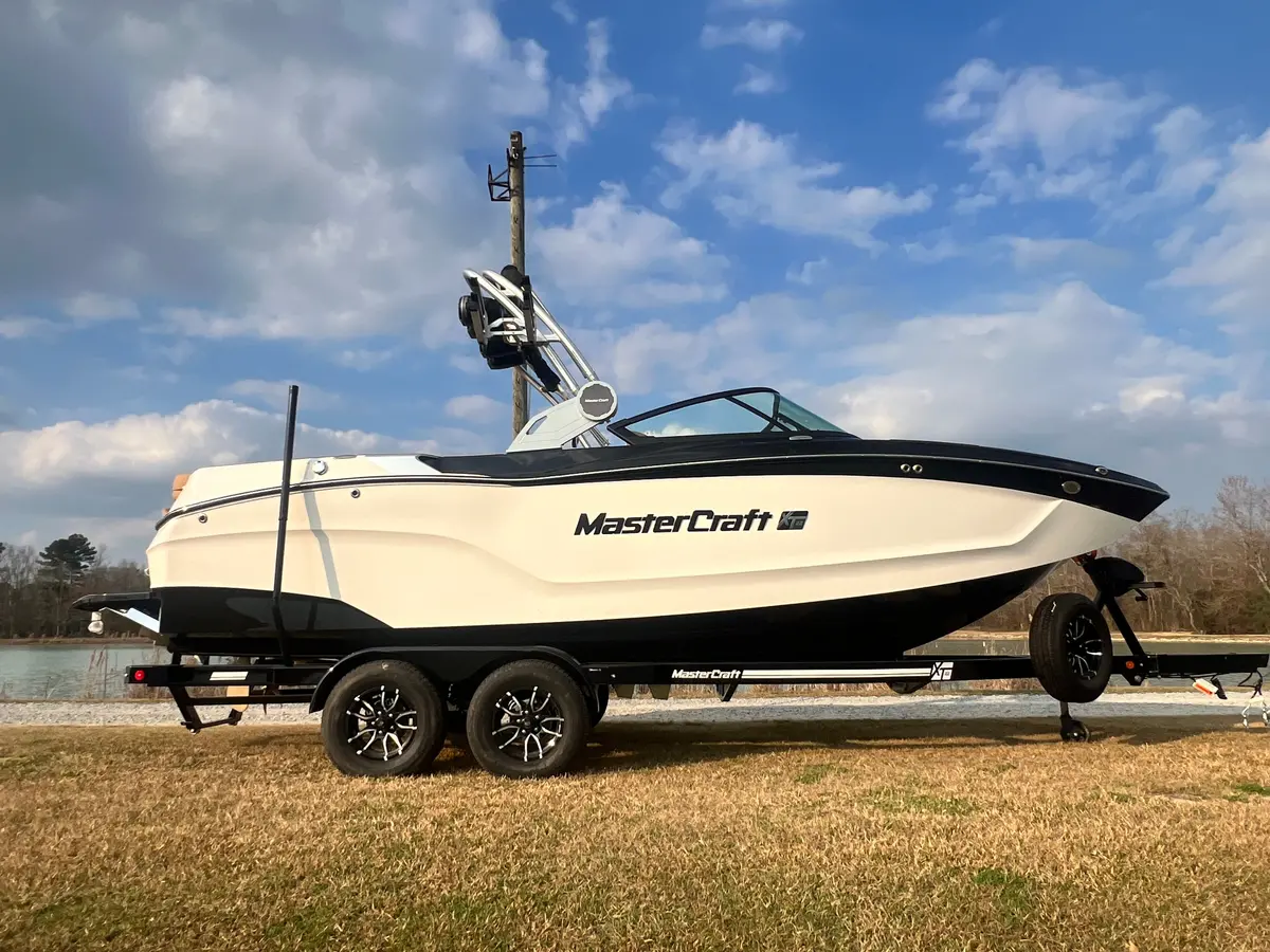 2026 Mastercraft Xt22 1