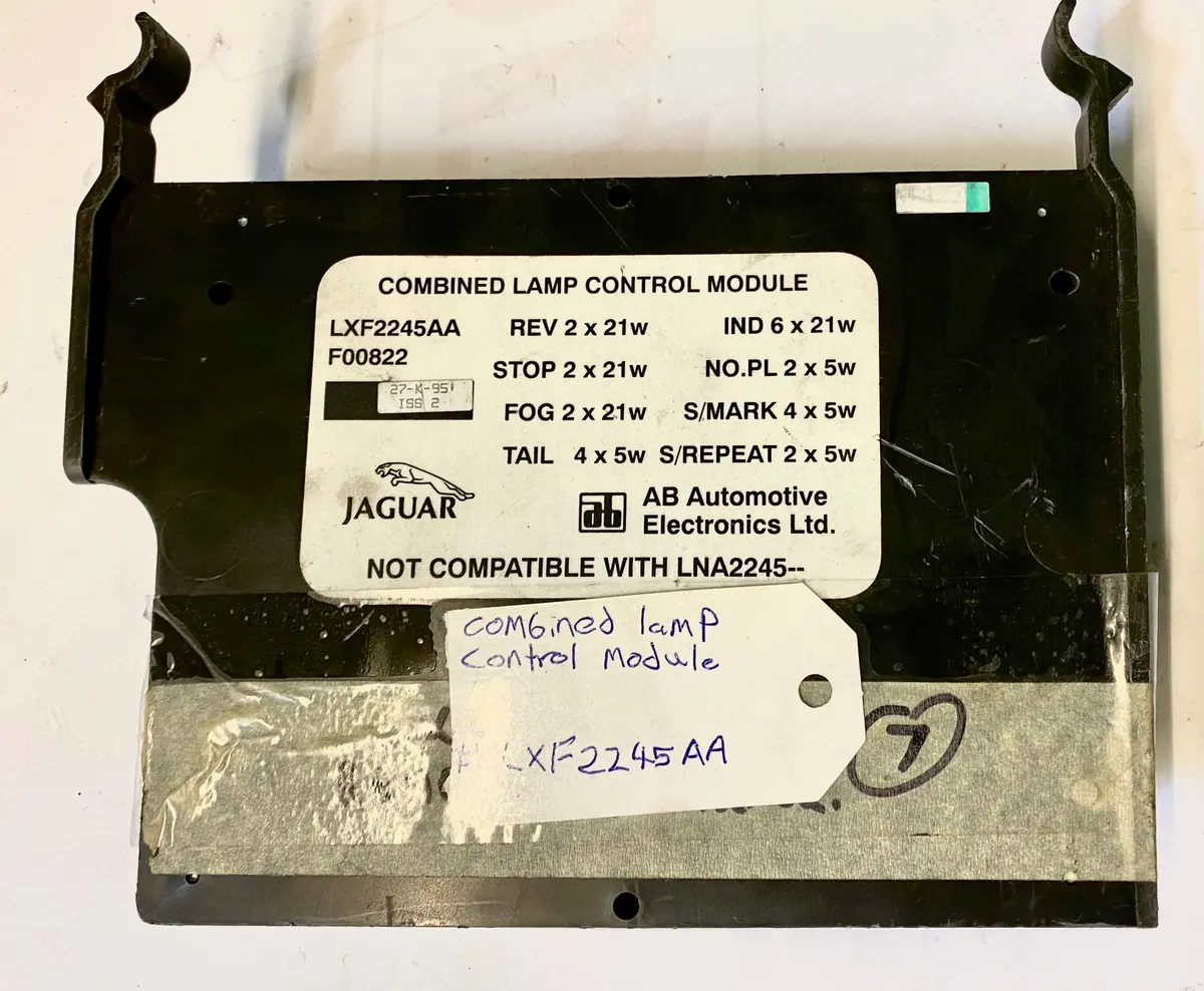 Used Jaguar Combined Lamp Control Part #Lxf-2245-Aa. Fits Jaguar Xj6 1995-1997 1
