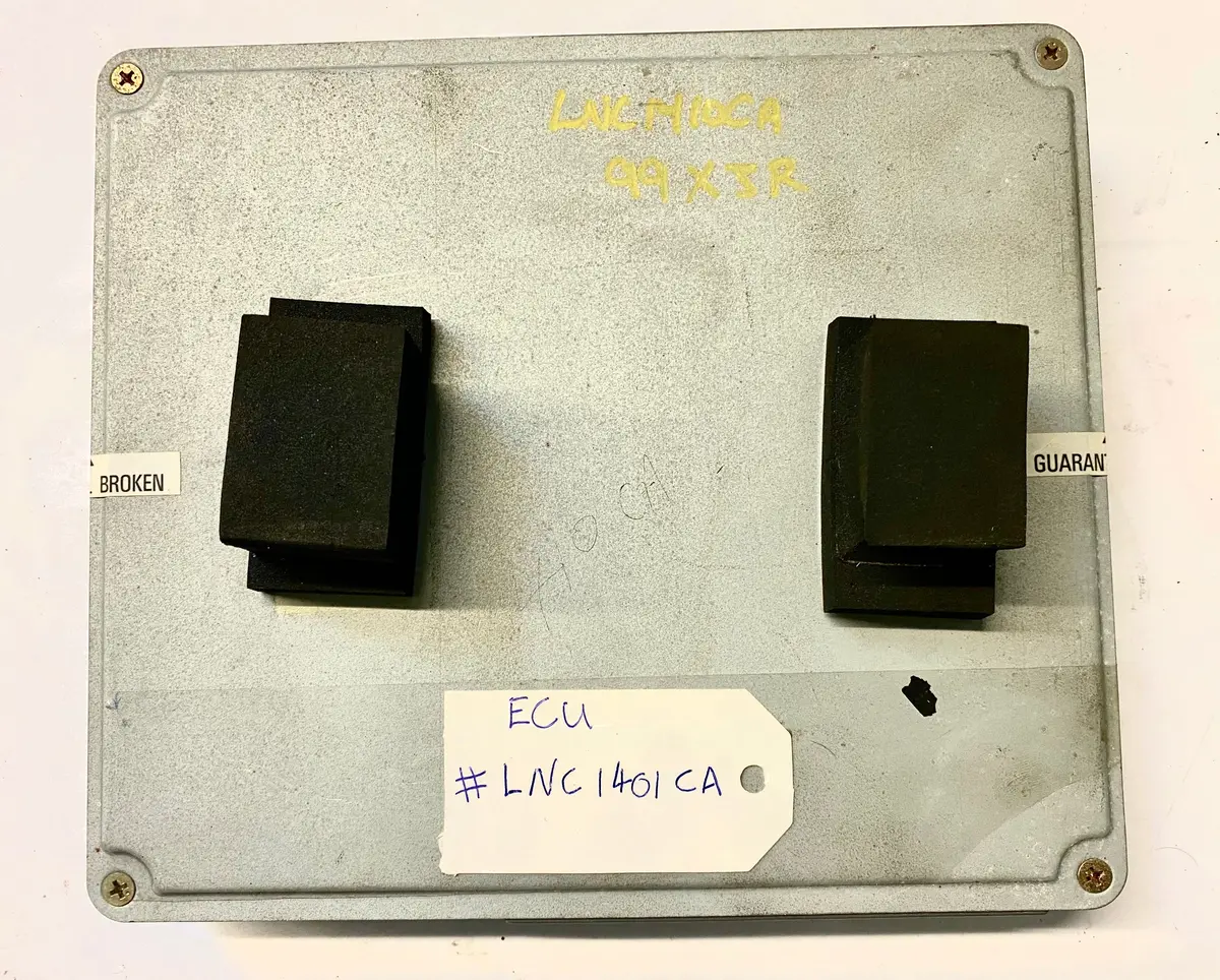 Used Jaguar Engine Computer Module Part #Lnc-1401-Ca. Fits Jaguar Xjr 1998-1999. 1