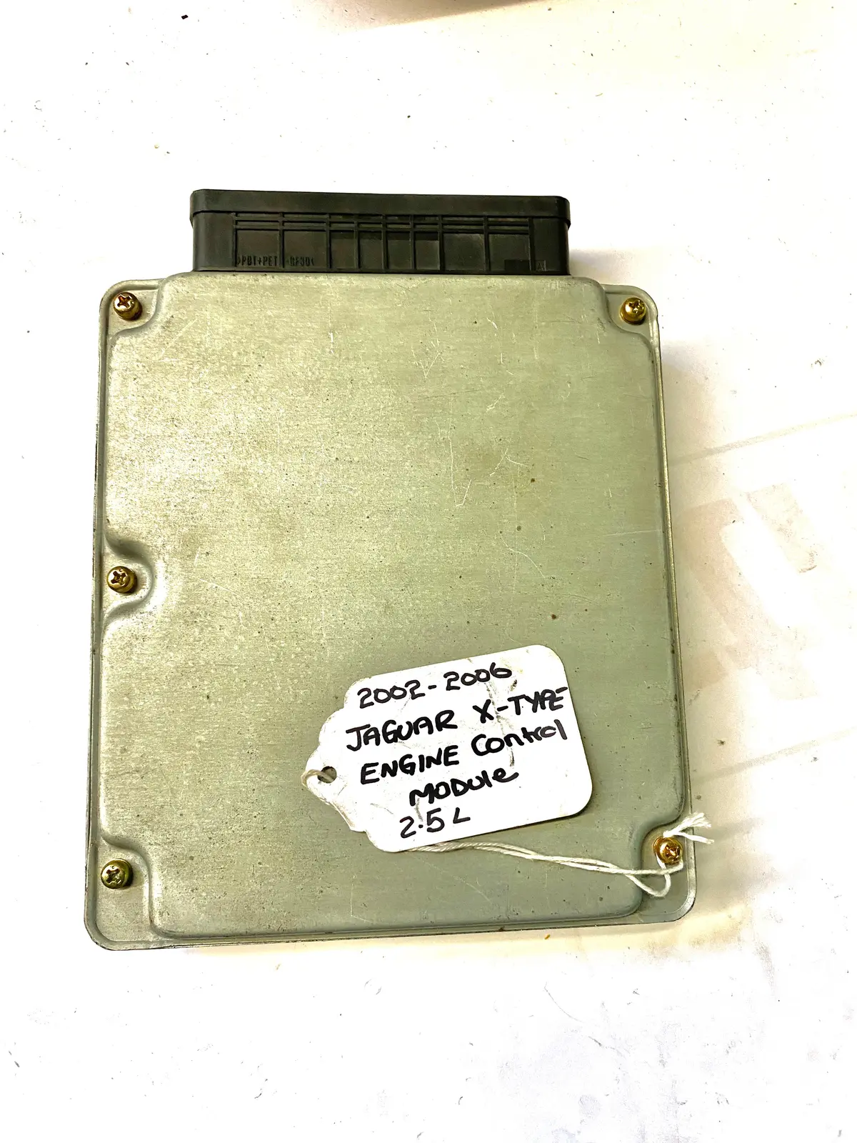 Used Jaguar Engine Control Module Part #1X43-10K975-An/C2s30255. Fits Jaguar X Type 2002-2005. 1