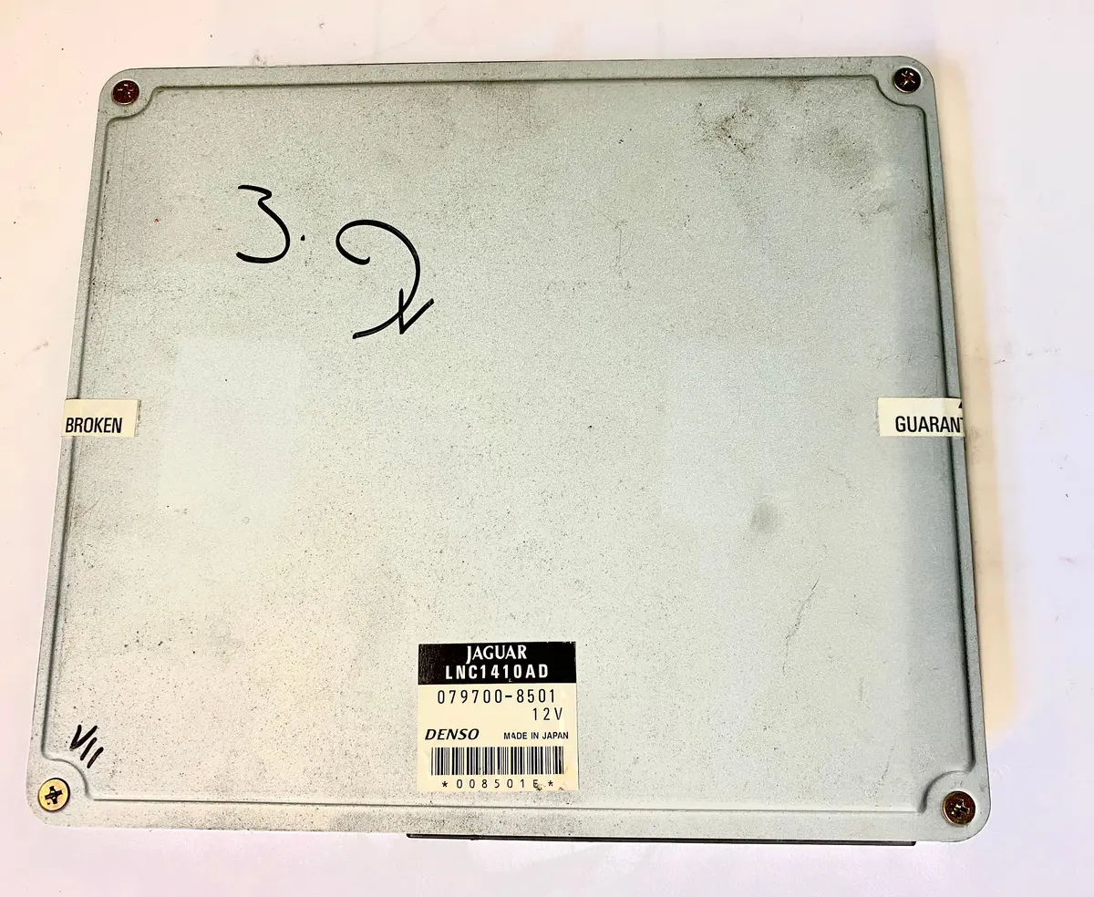 Used Jaguar Engine Control Module Part #Lnc-1410-Ad. Fits Jaguar Xjr 4.0 L Supercharged  1998 1