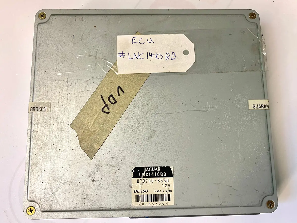 Used Jaguar Engine Control Module Part #Lnc-1410-Bb. Fits Jaguar Vanden Plas 1998-1999, Jaguar Xk8 1998-1999, Jaguar Xj8 1998-1999. 1