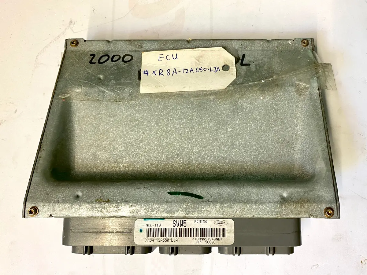 Used Jaguar Engine Control Module Part #Xr8a-12A650-Lja. Fits Jaguar S Types 2000-2002 1