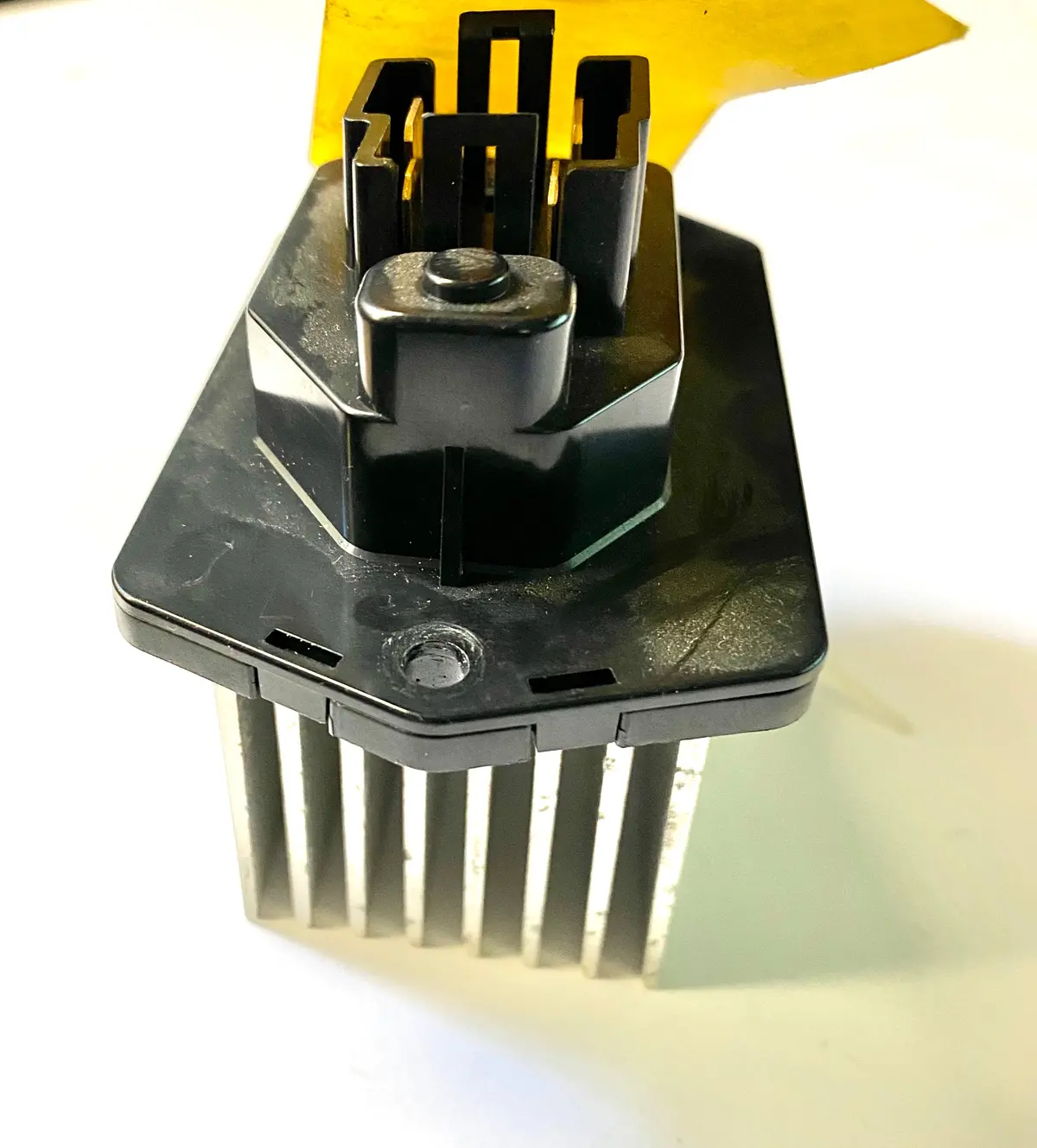 Used Jaguar Heater Blower Resistor Part #C2c39577. Fits Jaguar Xj8xjr, 2003-2009. 1