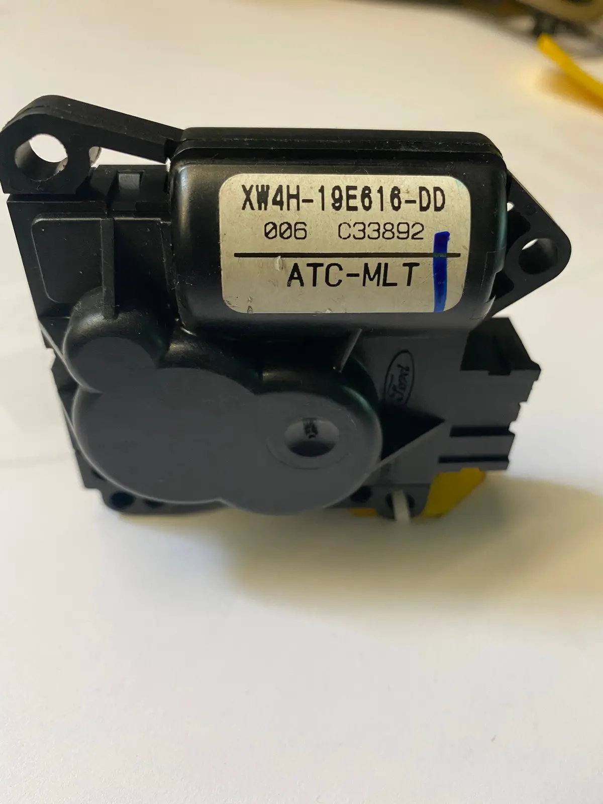 Used Jaguar Heater Vent Flap Control Actuator Motor Part #Xw4h19e616fc/Xr815512. Fits Jaguar S Types 1999-2004 1