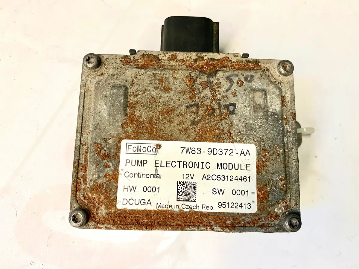 Used Jaguar Left Fuel Pump Control Module Part #7W83-9D372-Aa/C2d35672 Fits Jaguar F Type , Xf,  Xfr, 2009-2015 Xj 2011-2019, Xk 2007-2015 1