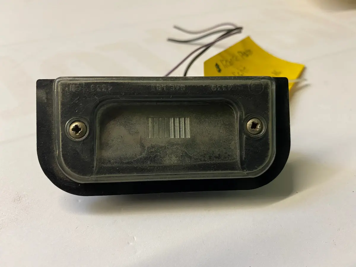 Used Jaguar License Plate Lamp Part #Lna5070ac 1