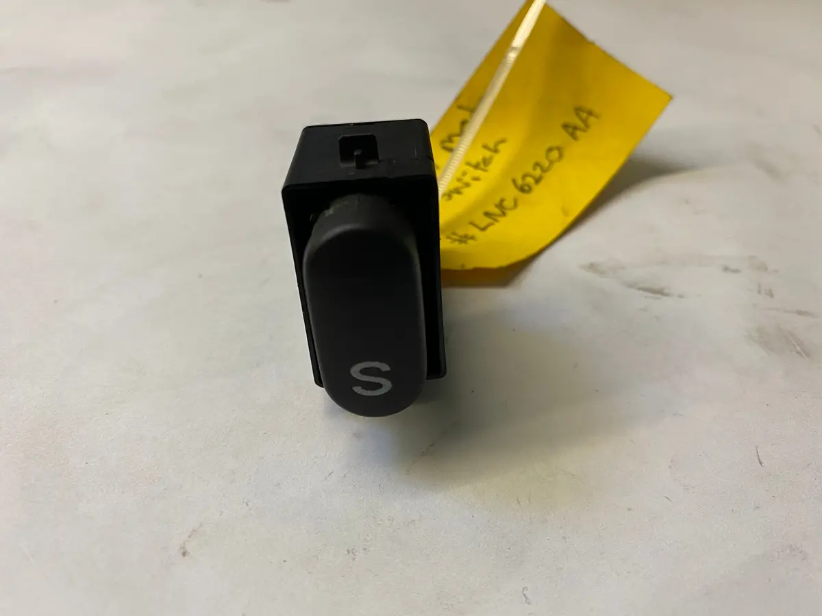Used Jaguar Performance Control Mode Switch Part #Lnc-6220-Aa. Fits Jaguar Xj8, Xk8,Vanden Plas 1998-2006 1