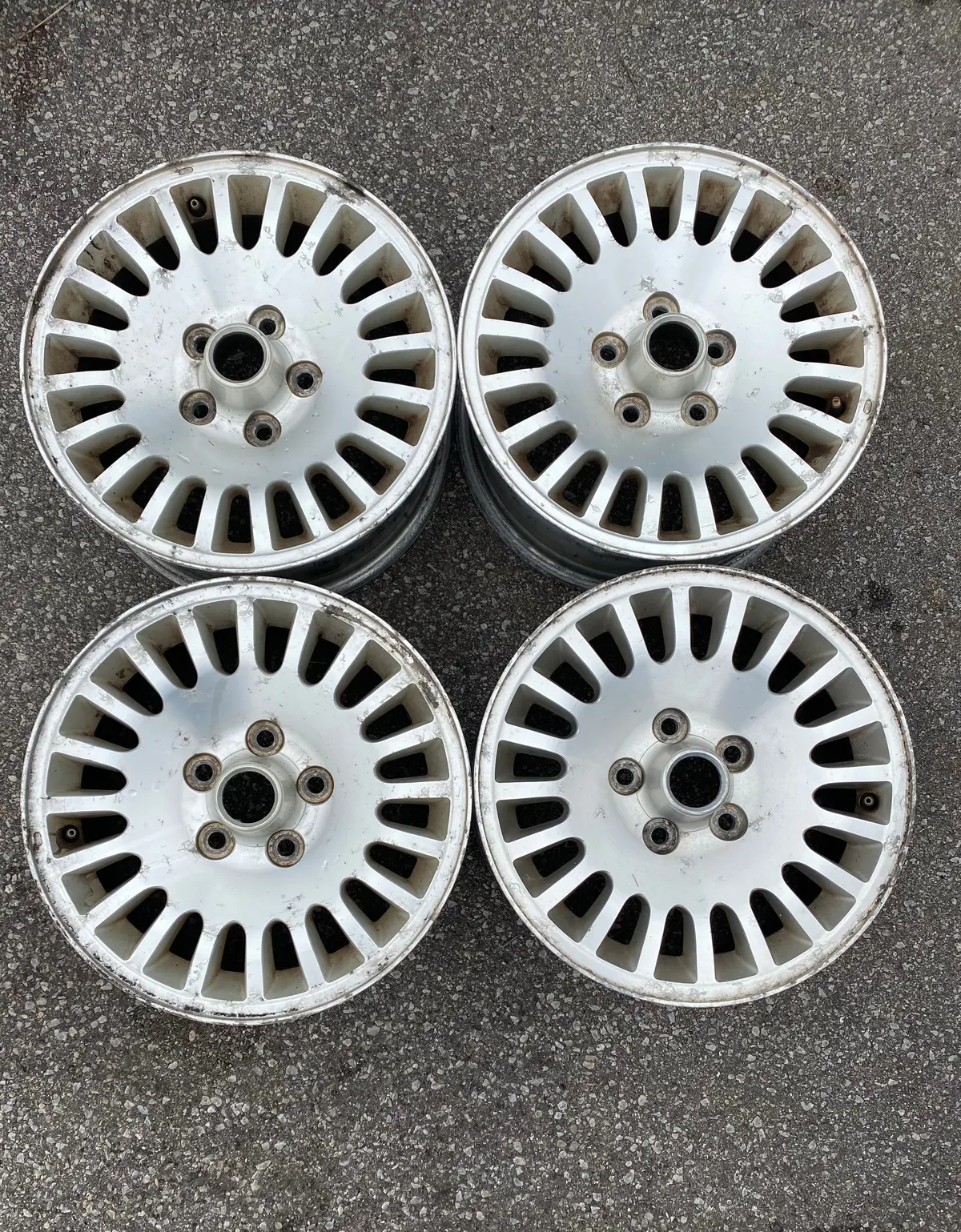 Used Jaguar Rims 16"X7 20 Spoke Bolt Pattern 5X4.75 Alloy Rims  Part #Mna6113fa. Fits Jaguar 1995-1997 Xj6 1