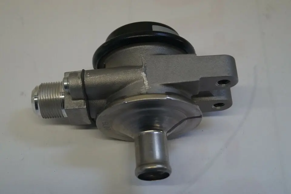 New Secondary Air Injection Pump For Jaguar Part # C2c 1