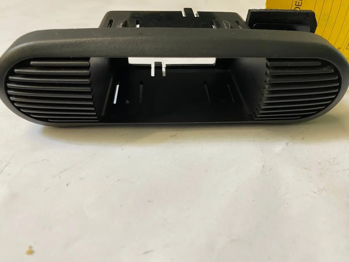 Used Jaguar Trunk Release Switch Button Mount Bezel Part #Gnc6880aa. Fits Jaguar Xj8/Vdp 1998-2003 1