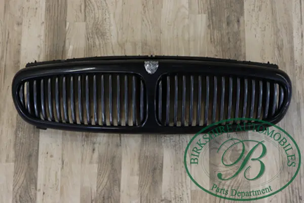 Jaguar X Type Black Grill Assembly. Fits Jaguar X Types 2002-2008 1