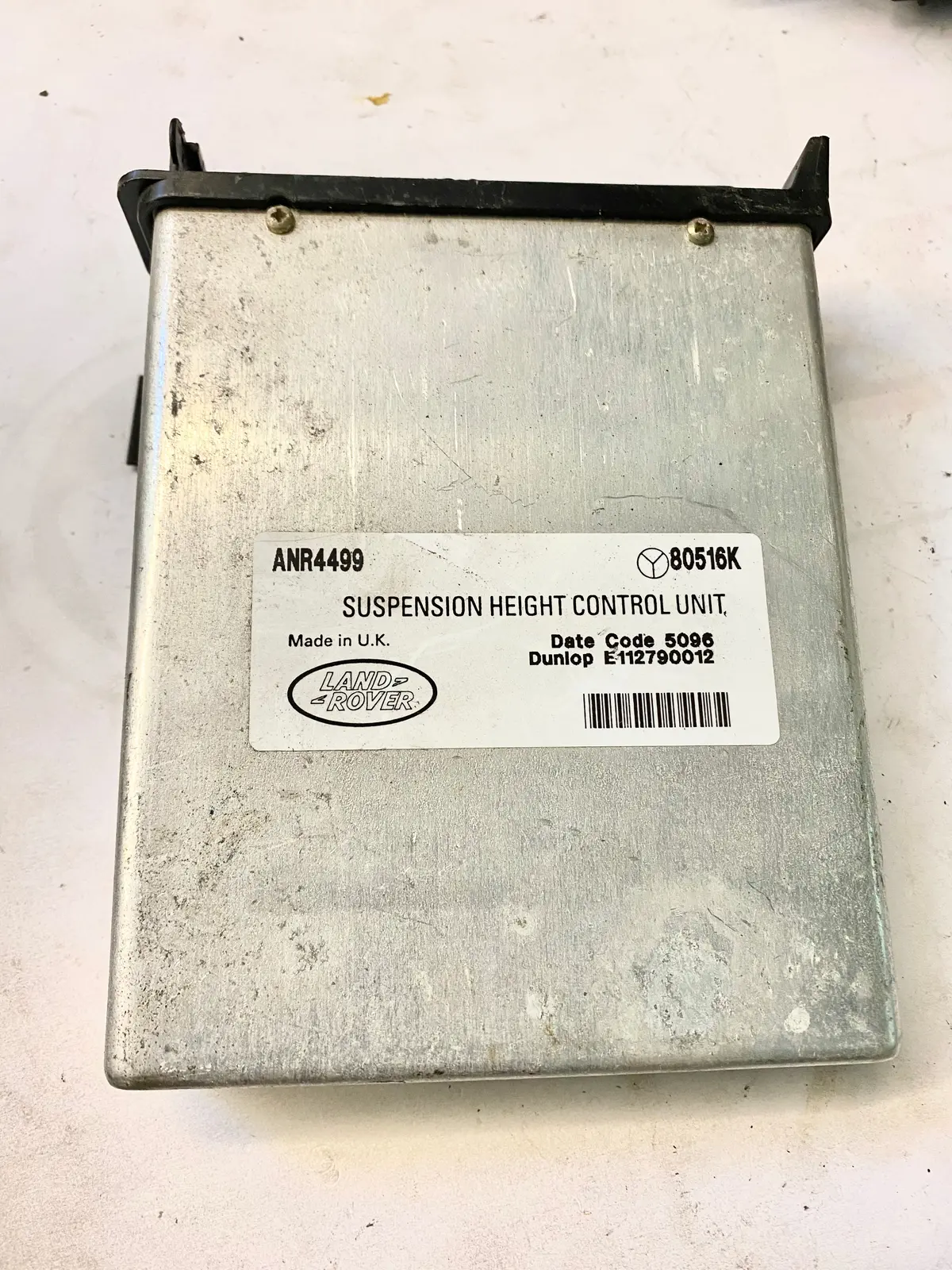 Used Land Rover Air Suspension Control Unit Part #Anr4499. Fits Range Rover 1995-2002 1