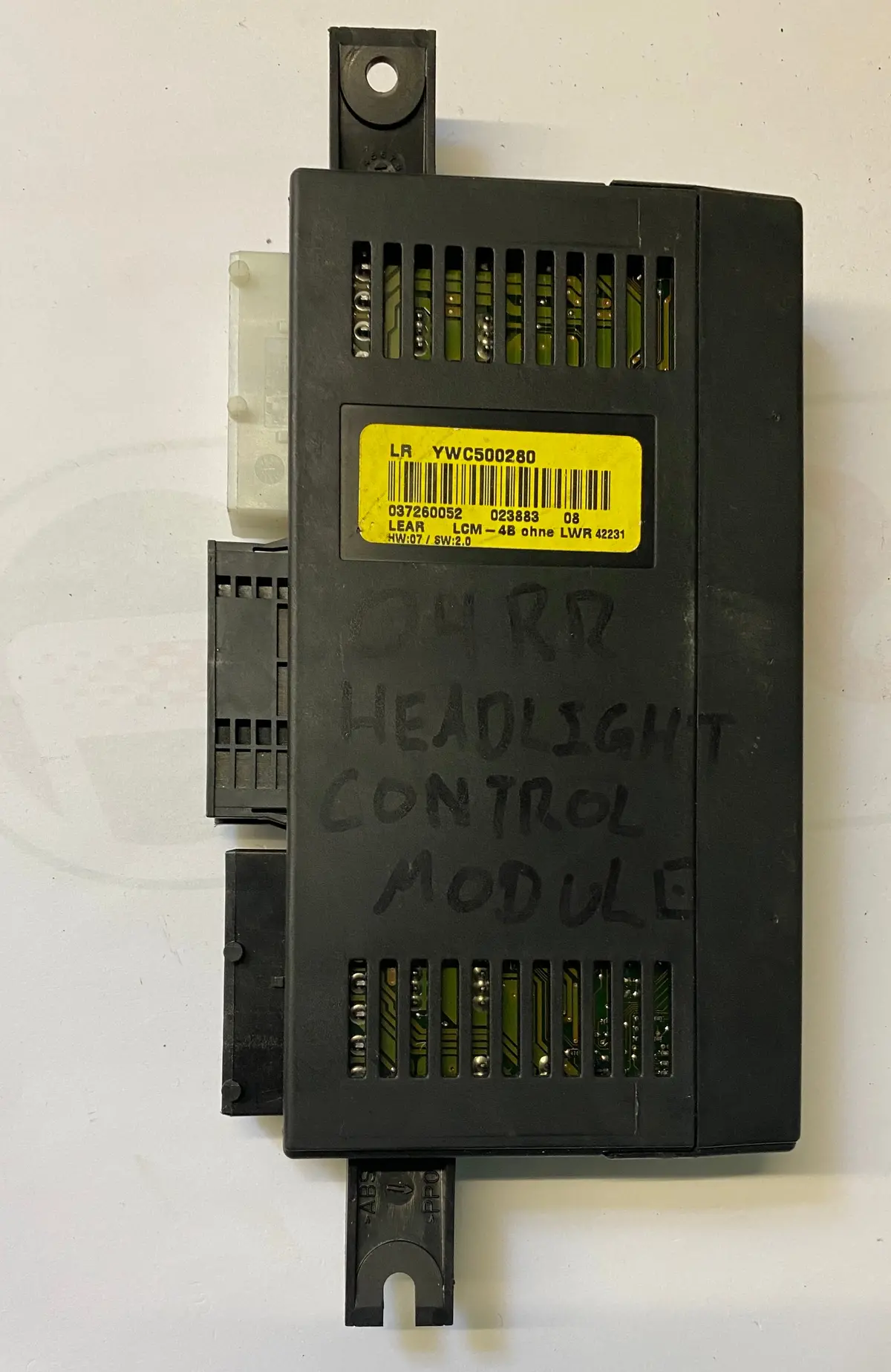 Used Land Rover Hid Headlight Control Module Part #Ywc500280. Fits Range Rover 2004-2005 1
