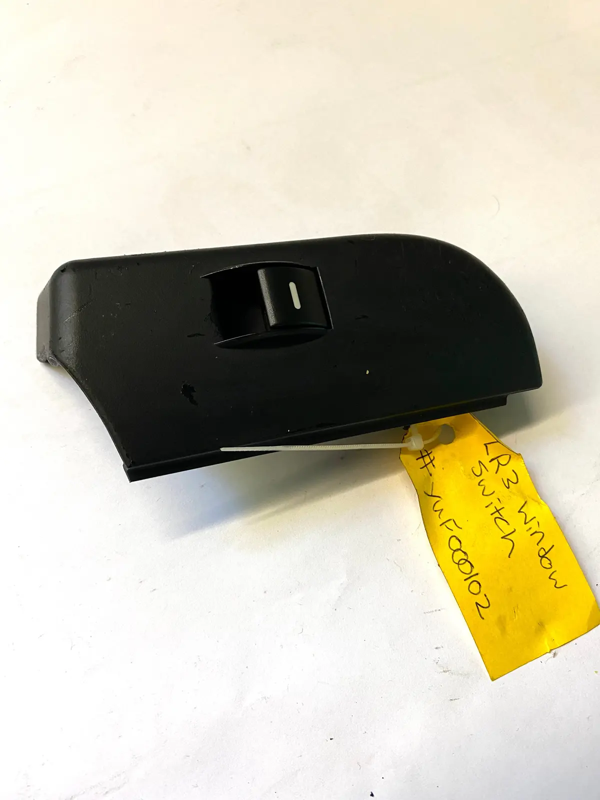 Used Left Rear Door Switch For Land Rover Part #Yuf000102pva. Fits Range Rover 2003-2012. 1