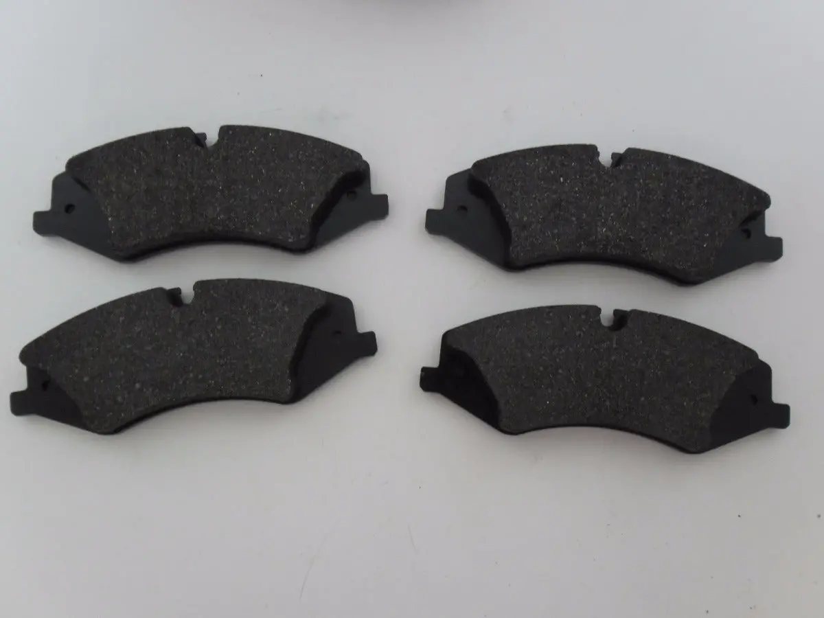 New Land Rover Front Brake Pad Set Part # Lr026221. Fits Range Rover 2010-2012 1