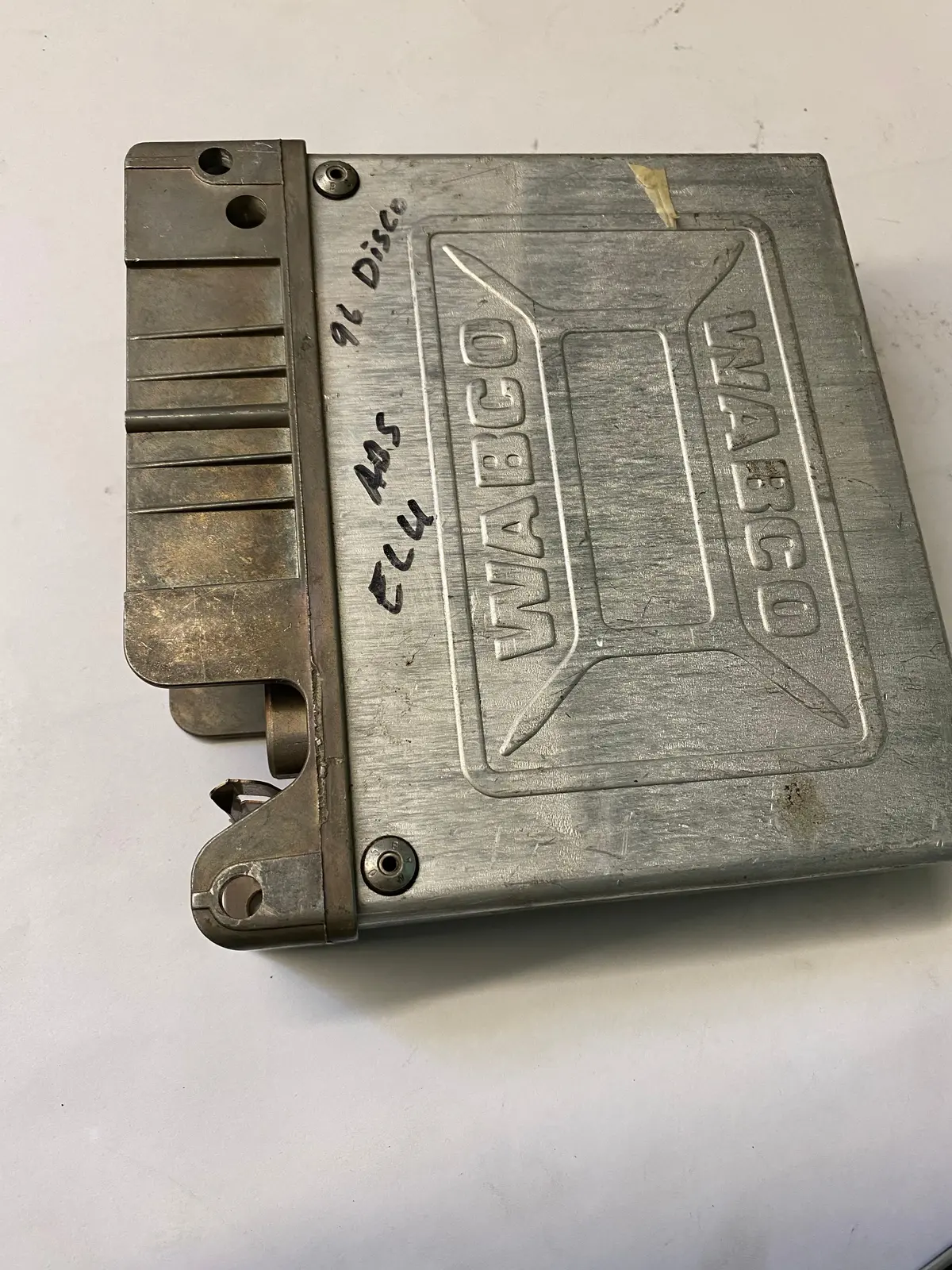 Used Land Rover Anti-Braking Electronic Computer Module Part# Wabco 446-044-040-0. Fits Range Rover Discover 1994,1995 1