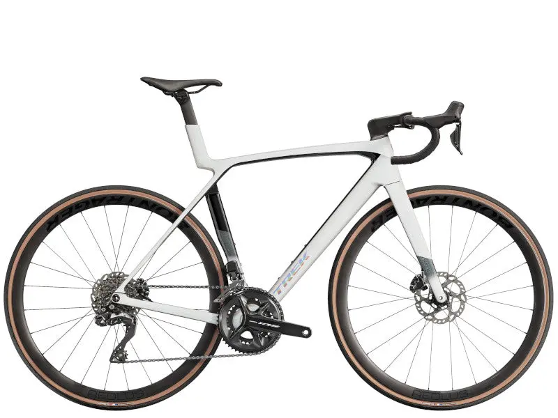 2025 Trek Madone Sl 6 Gen 8 (White Prismatic) 1