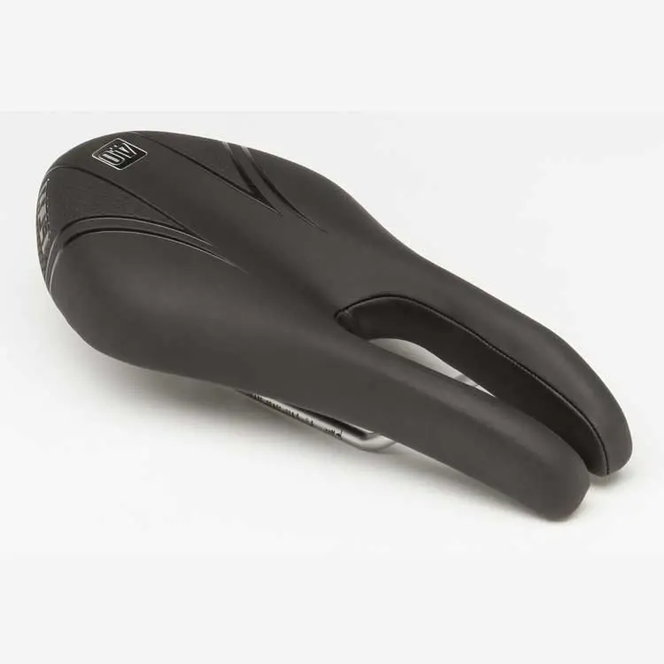 Ism Pl 1.1 Saddle Black - 40 1
