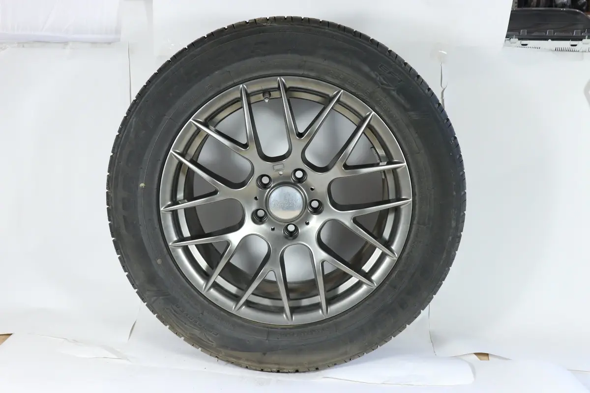 Used Tire And Rim Package 255/55/18 Sailun Terramax Cvr On Alloy Rims. Fits Range Rover P38 1998-2002 1