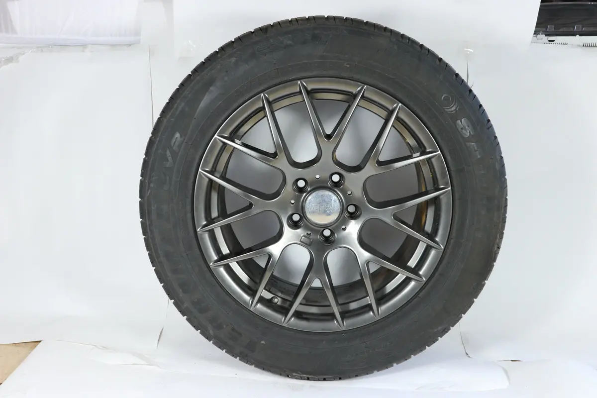 Used Tire And Rim Package 255/55/18 Sailun Terramax Cvr On Alloy Rims. Fits Range Rover P38 1998-2002 2