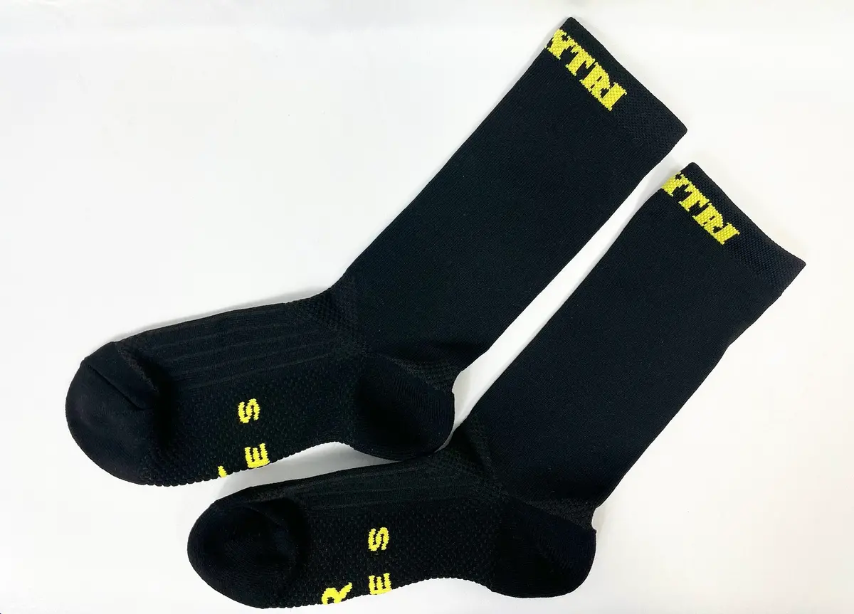 Playtri Cycling Socks (Unisex) - Black 1
