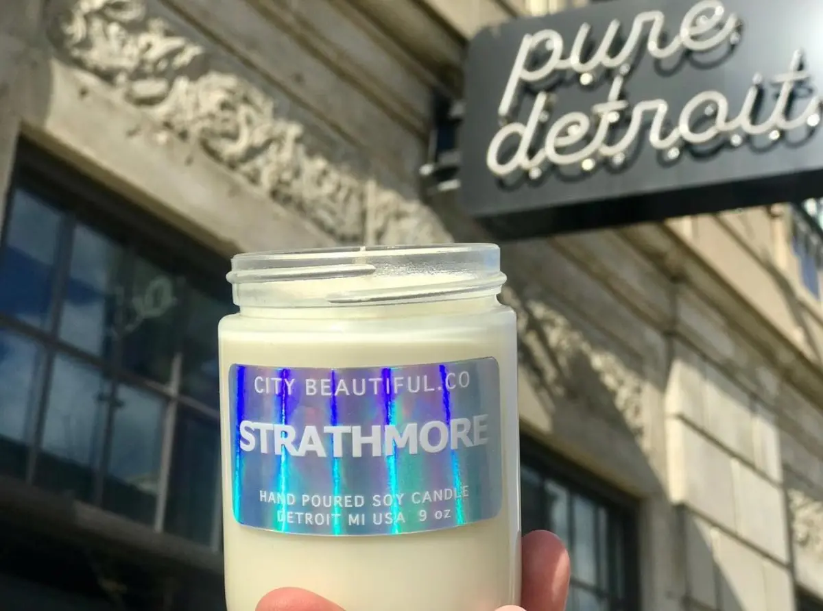 Strathmore Special-Edition  Hand Poured Soy Candle By City Beautiful . Co - 9Oz. 1