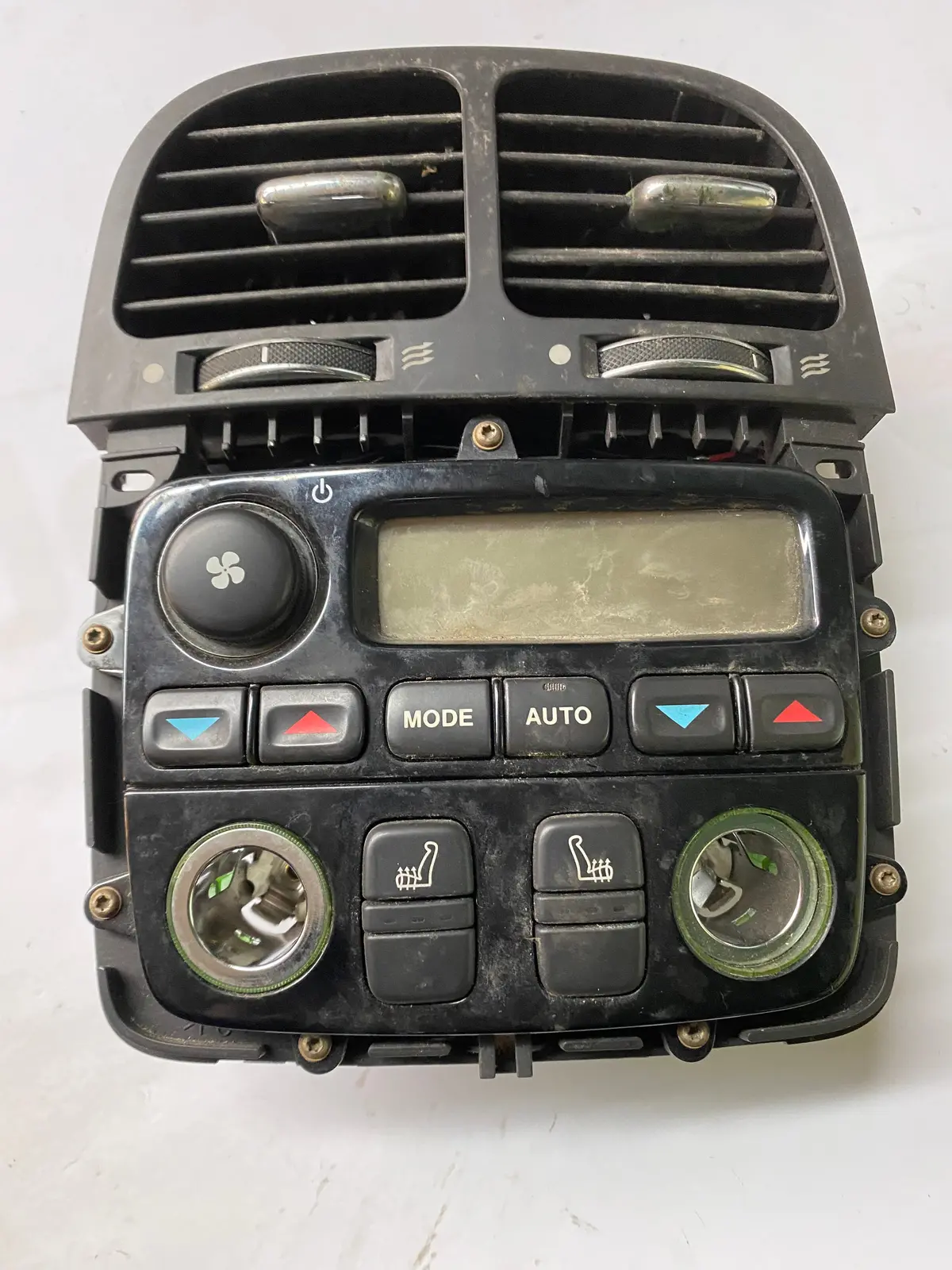 Used Jaguar Rear Air Vent And Climate Control Switch Module Part #2W93-18D430-Ad 1