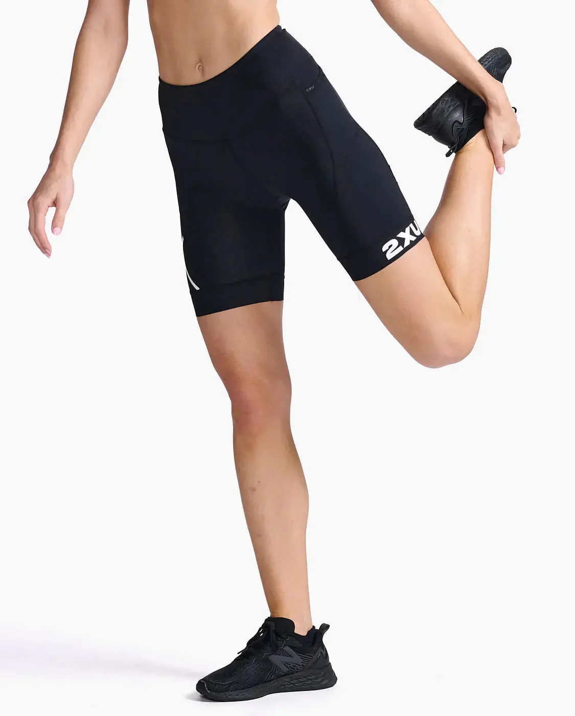 2Xu Women's 7" Core Tri Short 1