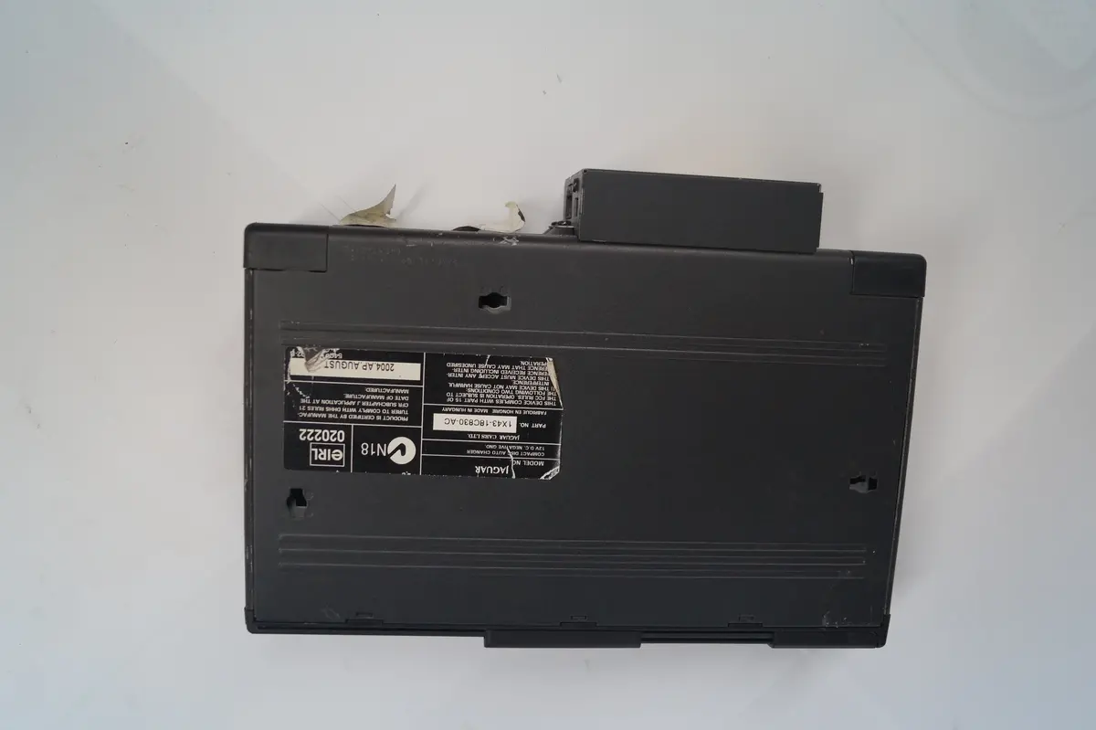 Used Jaguar Cd Changer Part #C2c38055. Fits Jaguar S Type,Super V8,X Type,Xj8 2003-2009 1