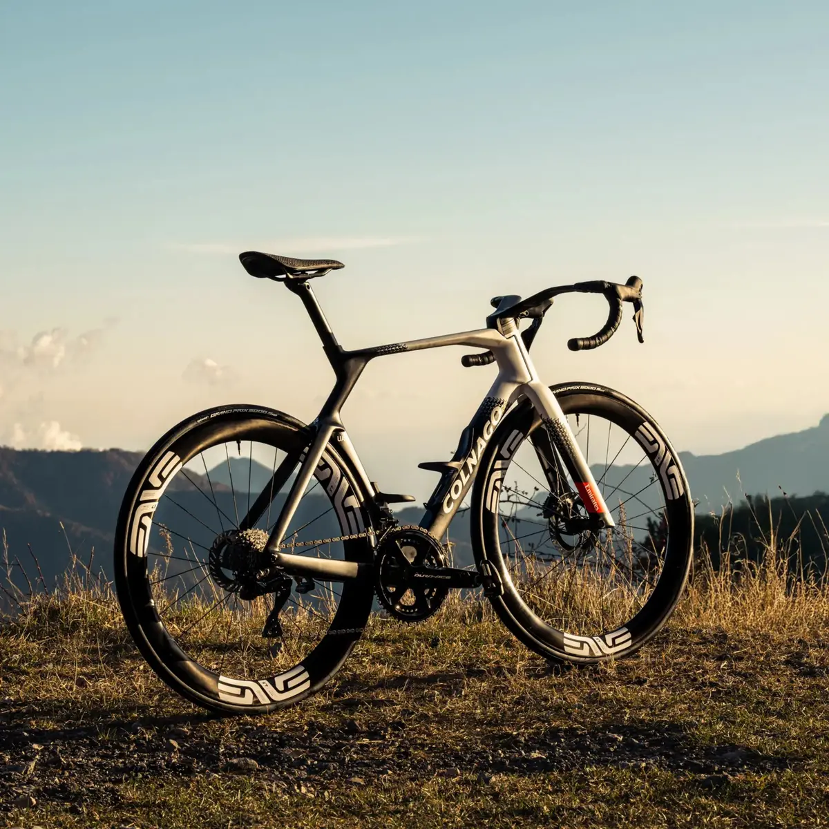 Colnago Y1rs - Shimano Dura Ace R9270 Di2 Disc, Enve Ws Ses 4.5C Wheels 27