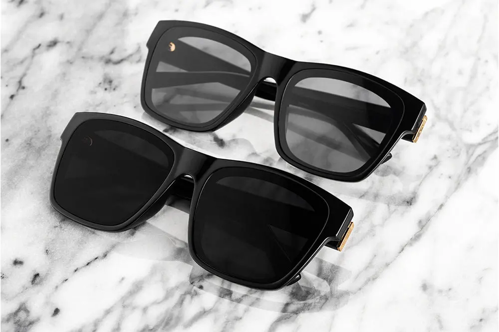 Marylin Sunglasses: Ultra Black 2