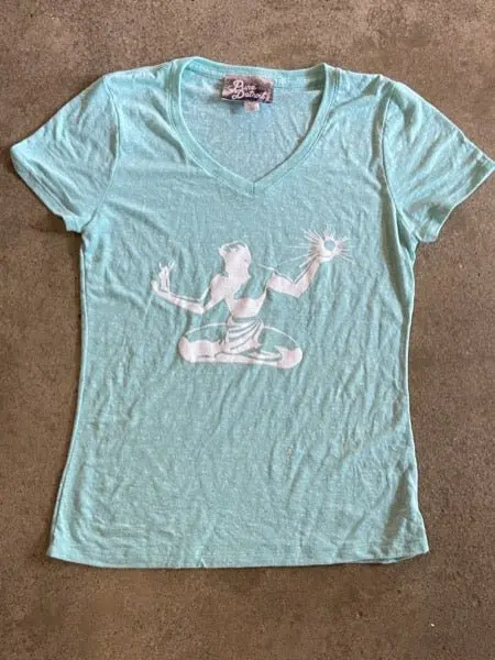 Spirit V-Neck Tee / White + Mint / Women's 1