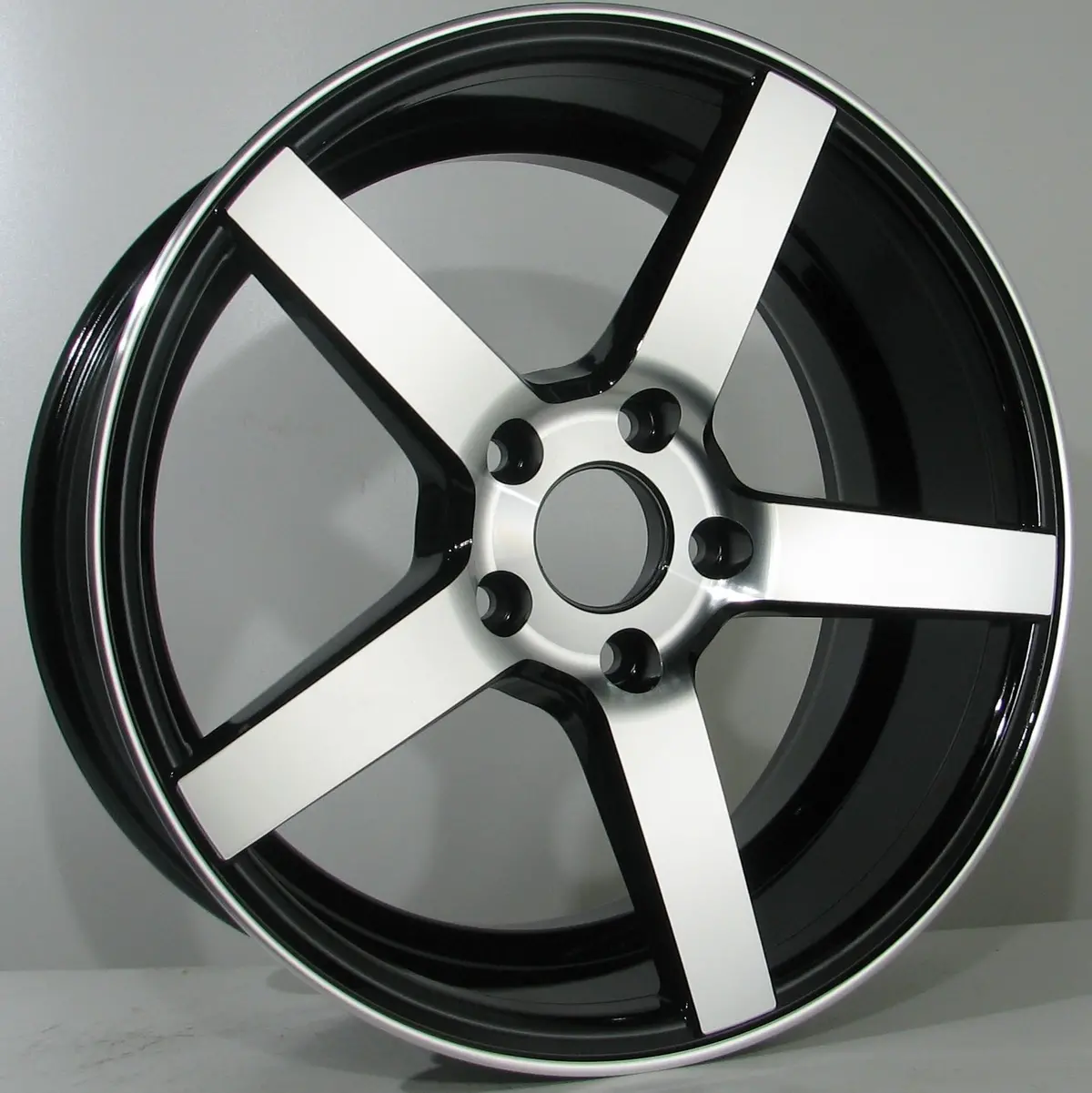 Nooe Vuelta 9,5X19 5X120 Et35 72,56 Bmfm 1